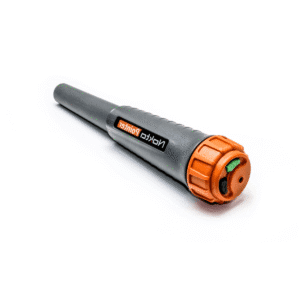 Pinpointer Nokta sumergible con control de sensibilidad y luz LED integrada para detección.