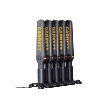 Base de carga múltiple para 5 detectores de metales Garrett Guide.