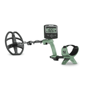 Minelab X-Terra Voyager con pantalla LCD frontal y sistema de control integrado