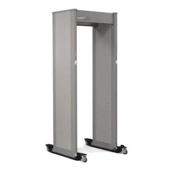 Detector de metales de paso Garrett PD6500i con tecnología de discriminación de objetos personales y base móvil para eventos o entidades.