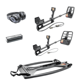 Accesorios del sistema tridimensional JeoHunter con audífonos acolchados negros, batería prismática alargada y marco de bobina grande con correas.