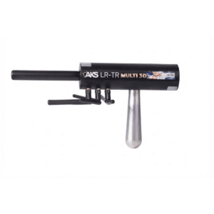 Detector de largo alcance AKS LR-TR MULTI 3D con mango metálico sobre fondo blanco.