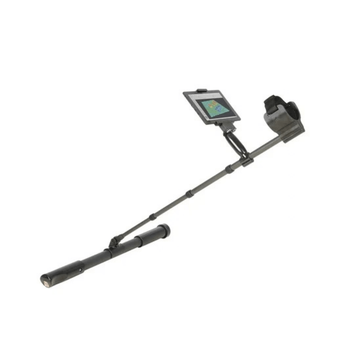 OKM Fusion Professional Plus Vista de estudio del escáner de suelo 3D y detector multitecnología OKM Fusion Professional Plus montado en su barra telescópica con tablet de control.