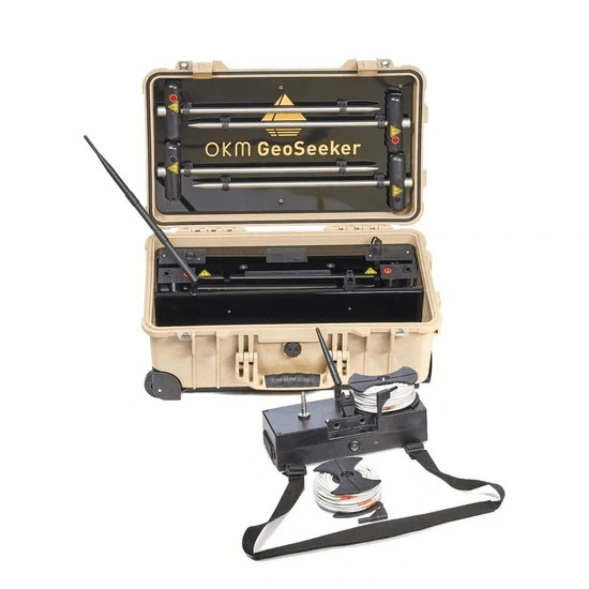 OKM GeoSeeker Sistema geofísico de alta profundidad OKM GeoSeeker con estuche industrial, sondas de suelo y unidad de potencia con bobinas de cable.