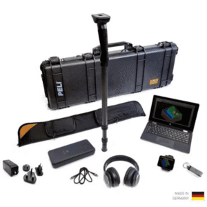 Set de accesorios profesionales del detector de metales OKM Rover UC incluyendo maleta rígida, portátil y smartwatch.